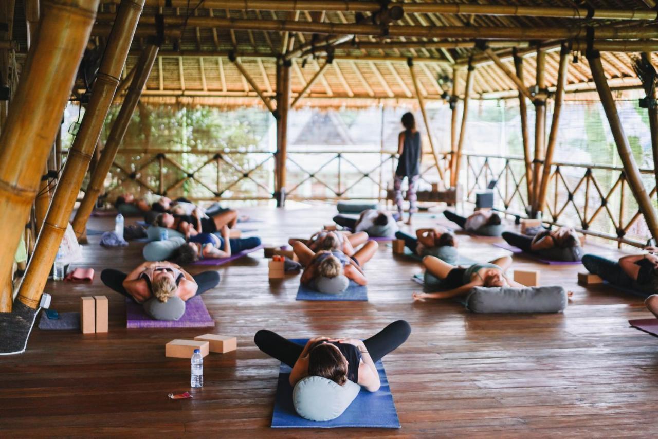 Flowers & Fire Yoga Garden Gili Air Zewnętrze zdjęcie