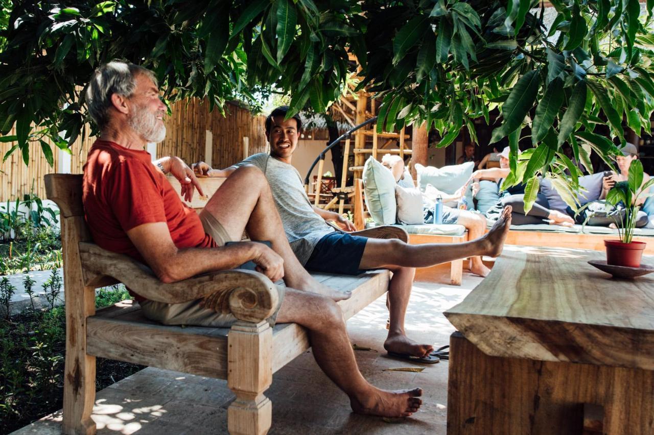 Flowers & Fire Yoga Garden Gili Air Zewnętrze zdjęcie